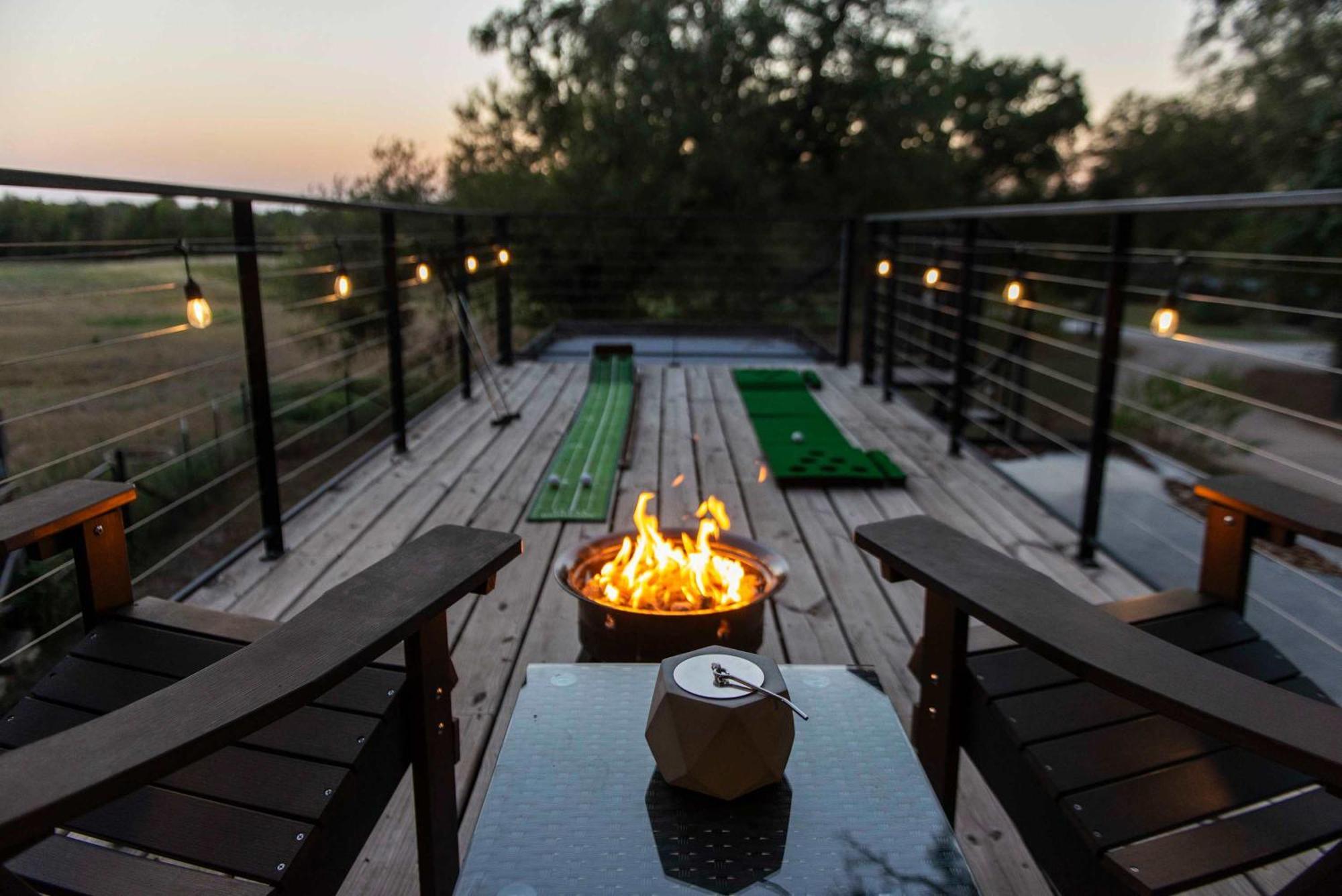 Hot Tub! The Blue Ridge Luxury Container Home Bellmead Extérieur photo