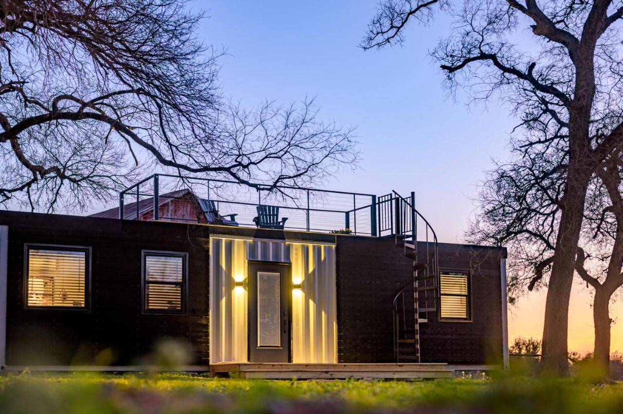 Hot Tub! The Blue Ridge Luxury Container Home Bellmead Extérieur photo